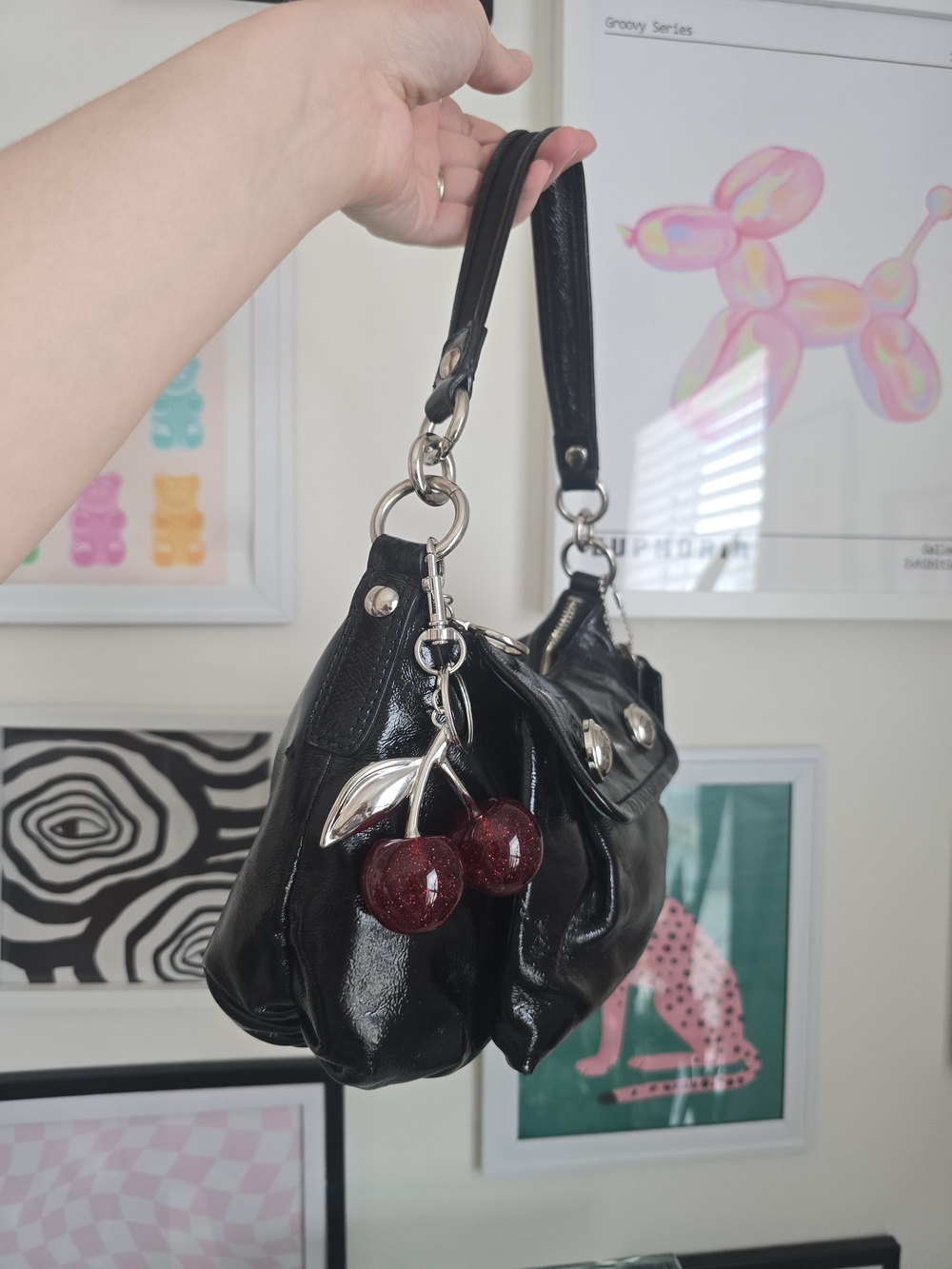 Authentic Coach Y2K Poppy Groovy Purse Black Patent Leather W/Cherry Charm - Picture 2 of 10